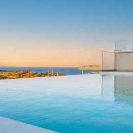 Fedra luxury villa