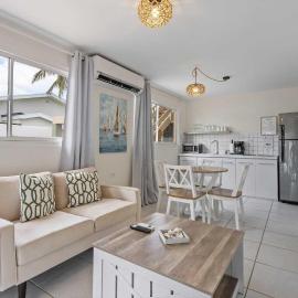 WLR4 - 2BR near Palm Beach - White Lotus Retreat
