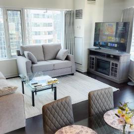 Pantages Skyline Suite in Toronto Centre - Free Parking