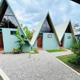 Las Casitas Italiana, hotel a Sabalito