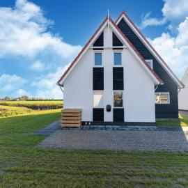 Villa in Zeeland near Oosterschelde Park, hotel in Scherpenisse