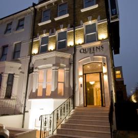 Queens Hotel, ξενοδοχείο στο Λονδίνο
