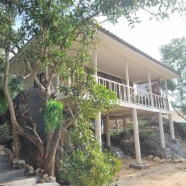 Hidden Gem Cozy House, hotel in Wok Tum