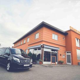 Hotel Phoenix, ξενοδοχείο σε Velika Gorica