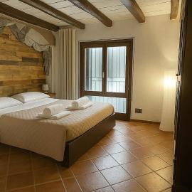 Dimora i Laghi Tra Como, Lecco e Bellagio โรงแรมในแอร์บา