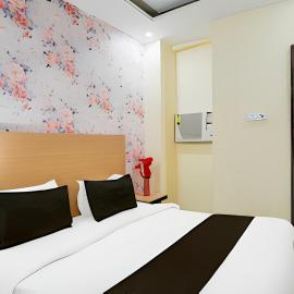 Hotel Elite rooms & Banquet, hotel din Prayagraj