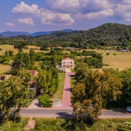 Villa Martini، فندق في Vátos