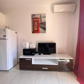 Friends-2, hotel in Risan