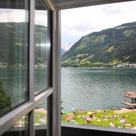 Seehotel Sissi am Zeller See، فندق في زيل أم سي