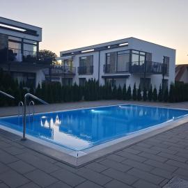 Apartament Glamour 10B- Premium z basenem, hotel in Łukęcin