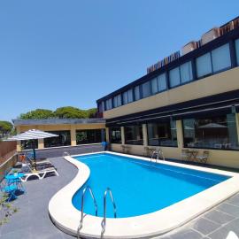 Hotel 153, hôtel à Castelldefels