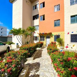 Apartamento prox da Orla de Atalaia BL Pedra do Sal, hotel v mestu Aracaju