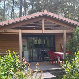 SUPERBE CHALET sous les pins, hotelli kohteessa Ondres