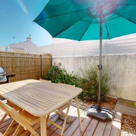Merlyne Beach Villa 7