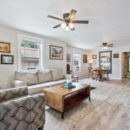 3BR Home 8 mins Fair Park, Sleeps 5