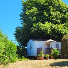 Gîte Sous le Tilleul, hotel in Saint-Florent-le-Vieil
