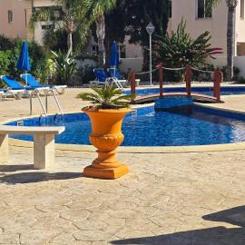 Sunny Pyla Escape with Pool, Tennis & Fast Wi-Fi