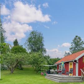 Amazing Home In Hjorted With Wifi, hotel sa Hjorted