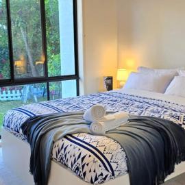 Blissful Haven, Hotel in Springfield Lakes