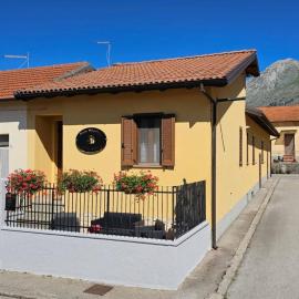 Casa vacanze La Commare, hotel a Forme