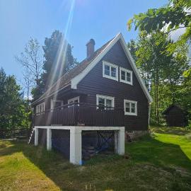 Amazing Home In Svelvik With Wifi, hotel sa Svelvik