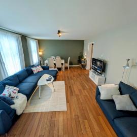 Central and spacious 3-bedroom apartment, hotel v destinaci Mandal