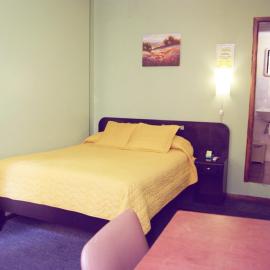 Hostal Terra 4 - EL LABRADOR, hotel di Quito