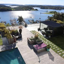 Big villa with panoramic views, terrace, pool, close to Oslo – hotel w mieście Sandvika