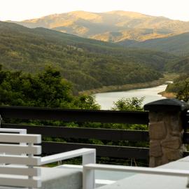 Chalet Belle Vue, hotel din Măneciu