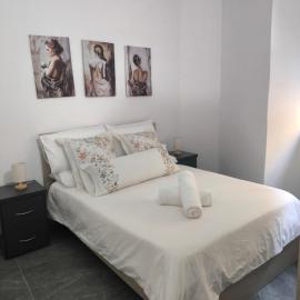 Violet Apartments, hotel em Msida
