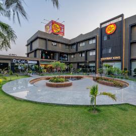 Hotel Highway king Behror, hotel v mestu Behror