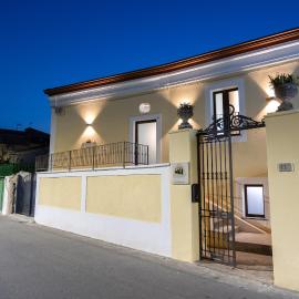 Villa De Santis, Hotel in Praia a Mare