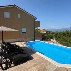 Amazing Home In Risika – hotel w mieście Risika