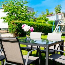 Viesnīca Komfortowy Apartament Zielony Zakątek z widokiem na góry pilsētā Kovari