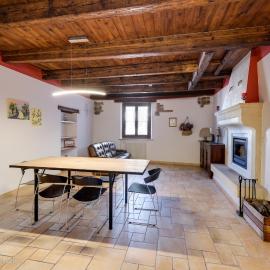 Ca' Gremal - Casa vacanze tra le colline del Garda - Calmasino di Bardolino, Hotel in Calmasino