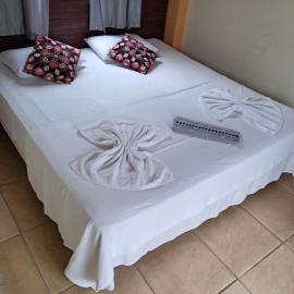 Suítes Praia das Toninhas, hotel u gradu Ubatuba