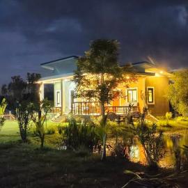 บ้านสวนโฮมสเตย์, hotel a Buriram