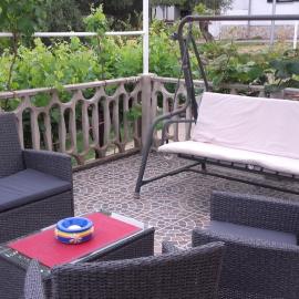 Corry 1, Hotel in Ravni