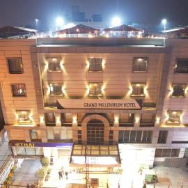 Grand Millennium Hotel, hotel di Lahore