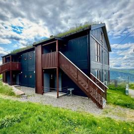 Ski-In Out apt Hafjell - Sauna and Stunning Views