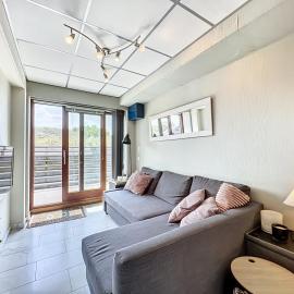 Knus 2-slaapkamer souterrain appartement, direct aan de Middelkerkse zeedijk