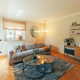 Ferienwohnung 60er Jahre Design Apartment - 65qm Fewo im Zittauer Gebirge - familienfreundliche Unterkunft am Bergfuß zum Töpfer