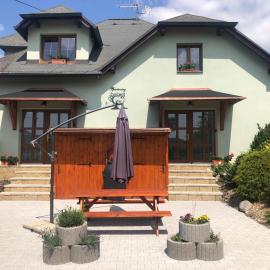 AP1, Hrubá Skála, Apartmány Nad Lípou