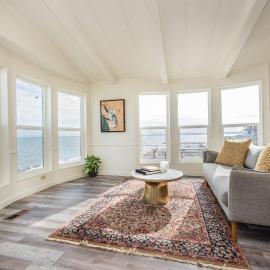 The Pink House - Dungeness Waterfront Home