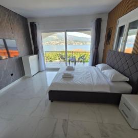 Maric Apartments Njivice Herceg Novi, hotel in Njivice