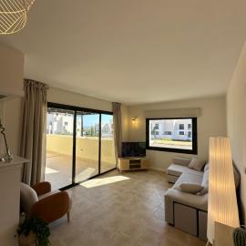 El Balcón de Carrascoy, Wifi rápido, escritorio y parking ,15 min del centro de Murcia, hotelli kohteessa Corvera