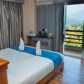 Himalaya Forest Resort – hotel w mieście Deorāli