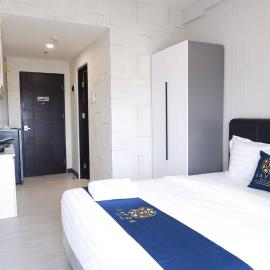 Royal Suites Studio 30ZY - Citra Plaza Nagoya Apartment, hótel í Jodoh