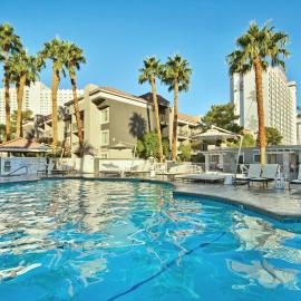 Wyndham Desert Rose Resort 2BR Apartment with Resort Access, отель в Лас-Вегасе
