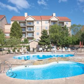 Branson में, होटल Wyndham Branson Meadows 2BR Apartment with Resort Access